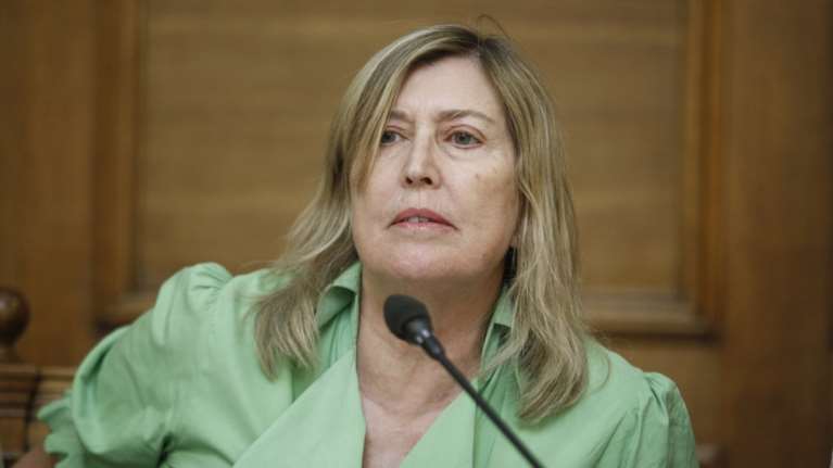 Απίστευτη Καρακώστα: Έπεσαν χημικά διότι δεν ελέγχουμε την ΕΛΑΣ