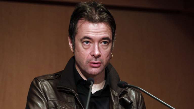 «Βουτάει» στο Ποτάμι ο συγγραφέας Θανάσης Χειμωνάς