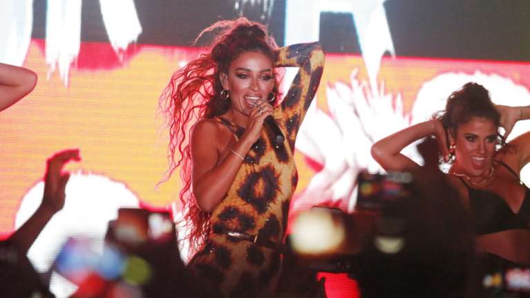 Η δήλωση Φουρέιρα θα συζητηθεί : &quot;Θα αδικήσω την Αλβανία, νιώθω Ελληνίδα&quot;