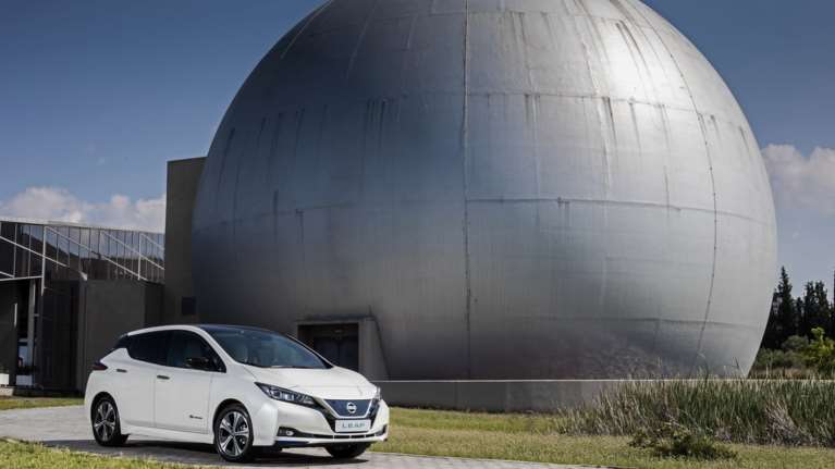Το νέο Nissan LEAF ηλεκτρίζει την 83η Διεθνή Εκθεση Θεσσαλονίκης