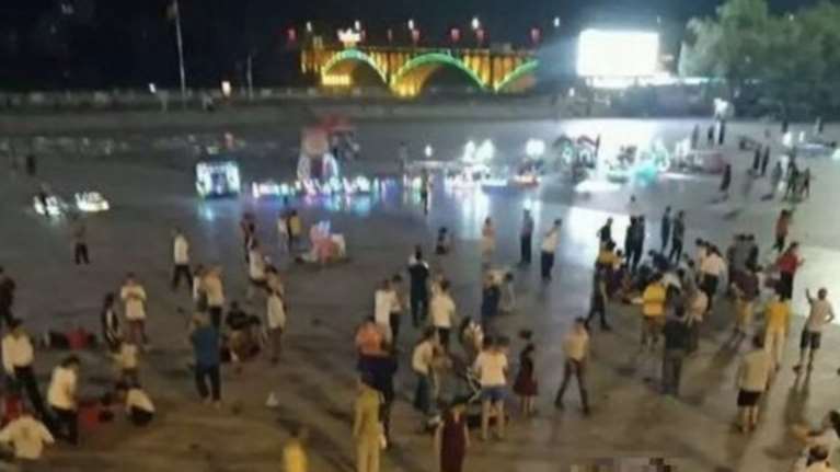 Αυτοκίνητο έπεσε σε πεζούς στην Κίνα - Τουλάχιστον 3 νεκροί