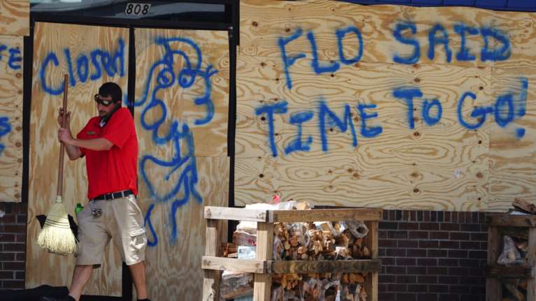 Υποβαθμισμένη η Φλόρενς θα χτυπήσει την ανατολική ακτή [Eικόνες]