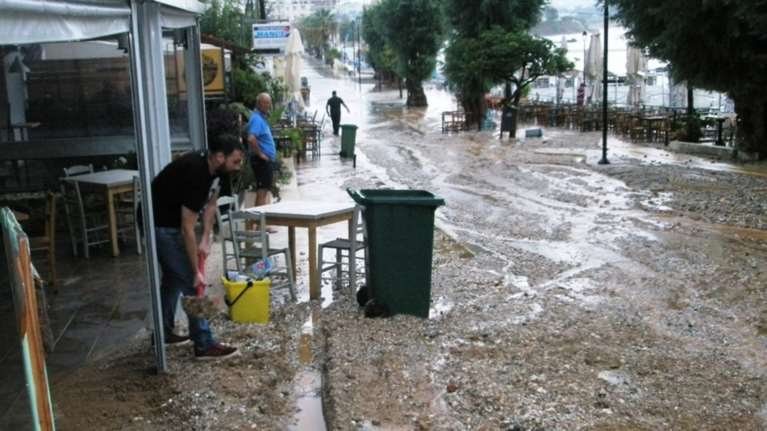Ισχυρή βροχόπτωση στα Χανιά- Έκλεισε το φαράγγι της Σαμαριάς