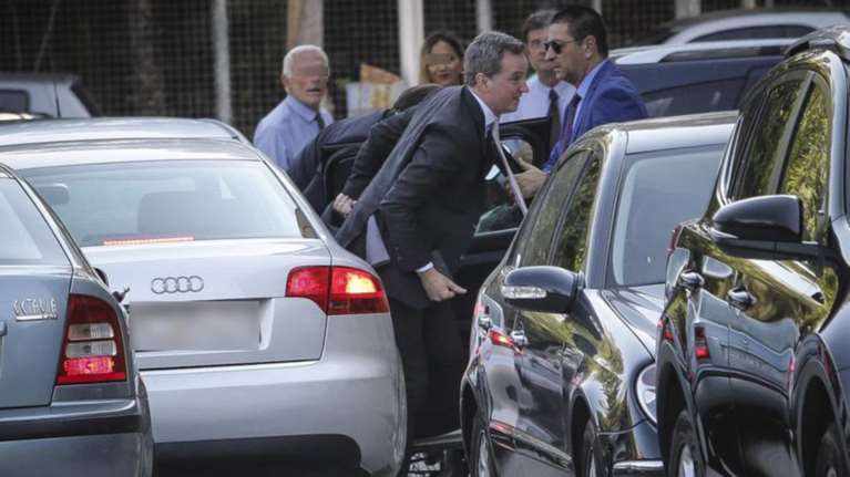 Χωρίς αναφορά στις συντάξεις η κοινή δήλωση των θεσμών