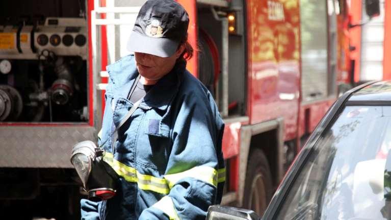 Πυρκαγιά σε διαμέρισμα στη Νάουσα- Νεκρή μια 83χρονη