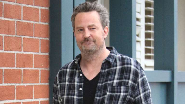 Γιατί εξαφανίστηκε για τρεις μήνες ο Μάθιου Πέρι;