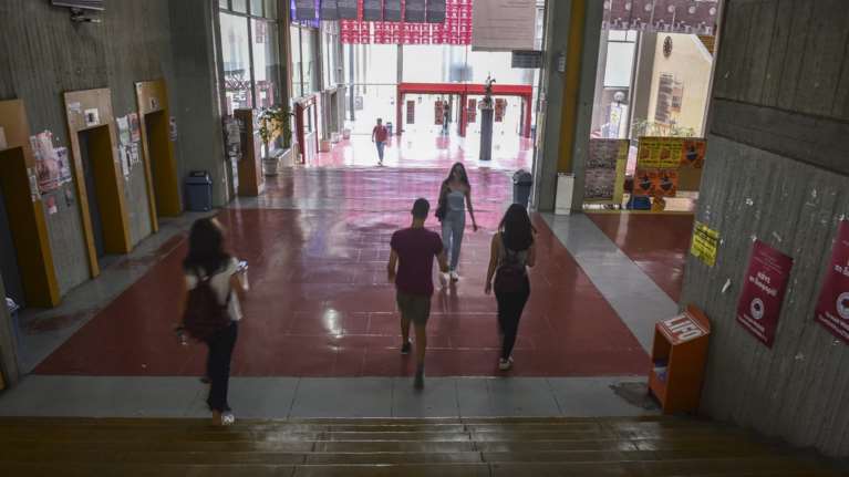 Παραδόθηκε το πόρισμα για την παραβατικότητα στα Πανεπιστήμια