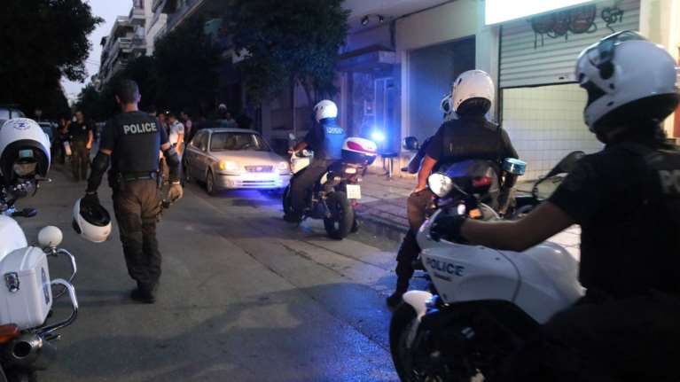 Επιτέθηκαν σε δύο οπαδούς της Τσέλσι στη Θεσσαλονίκη