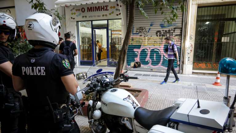 Γιος κοσμηματοπώλη: Ο πατέρας μου δεν είναι ικανός για φόνο