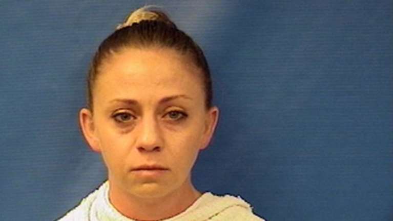 Απολύθηκε η αστυνομικός που σκότωσε έναν άνδρα επειδή μπέρδεψε... τα σπίτια