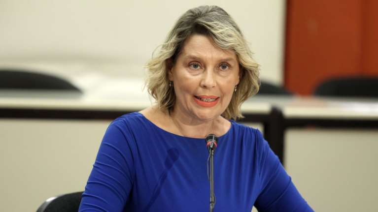 Παπακώστα: Αχρείαστο και άδικο μέτρο η μείωση των συντάξεων