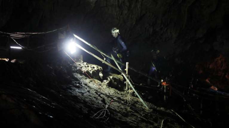 Ολονύκτιες προσπάθειες για τη διάσωση του Ισραηλινού σε φαράγγι στα Σφακιά