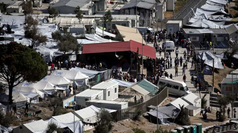 Άλλοι 500 πρόσφυγες αναχωρούν από τη Μόρια της Λέσβου