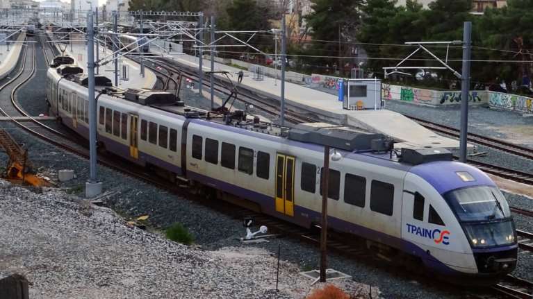 Προβλήματα και στον Προαστιακό από την κακοκαιρία