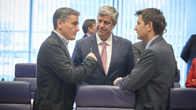 Οι συντάξεις, οι γκρίζες ζώνες &amp; η ακτινογραφία των 2 σεναρίων