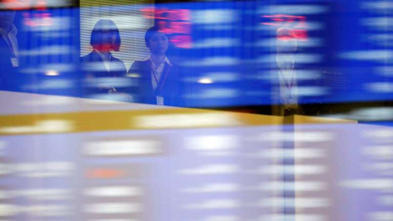 Στο κόκκινο οι αγορές λόγω Ιταλίας,άλμα στις αποδόσεις ιταλικών ομολόγων