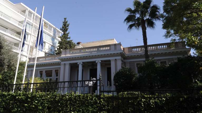 Επιμένει για Σπυράκη το Μαξίμου: Υποκρισία του κ. Μητσοτάκη