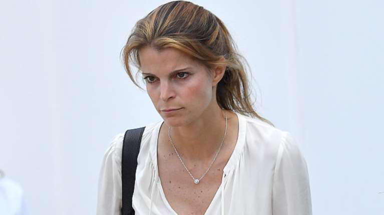 Αθηνά Ωνάση: «Είναι &quot;κούκλα από ατσάλι&quot; δεν χορεύει &amp; δεν διασκεδάζει ποτέ»