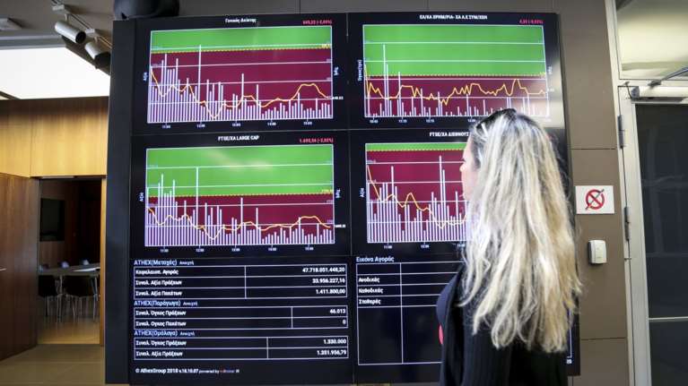 Νέο σφυροκόπημα σε τραπεζικές μετοχές στο Χρηματιστήριο