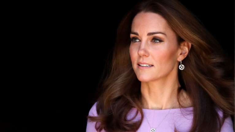 Μόνο η Κέιτ μπορεί: Έξι μήνες μετά τη γέννα φόρεσε ξανά το ίδιο φόρεμα