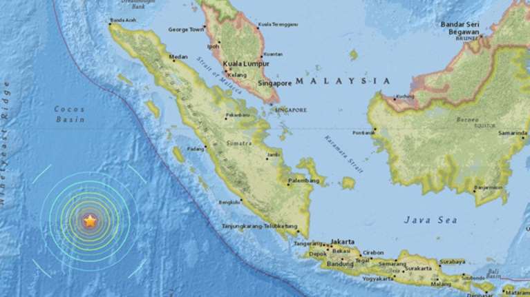 Iνδονησία: Τους 2.045 έφθασαν οι νεκροί από σεισμούς και τσουνάμι