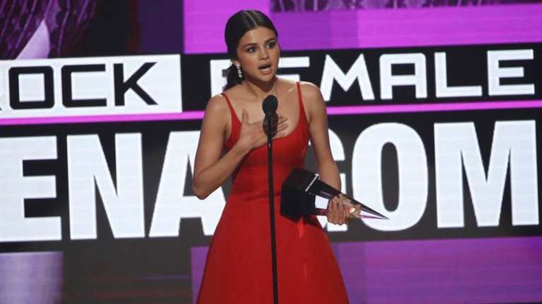 Σελίνα Γκόμεζ:Νοσηλεύτηκε σε μονάδα ψυχικής υγείας-Παλεύει με την κατάθλιψη