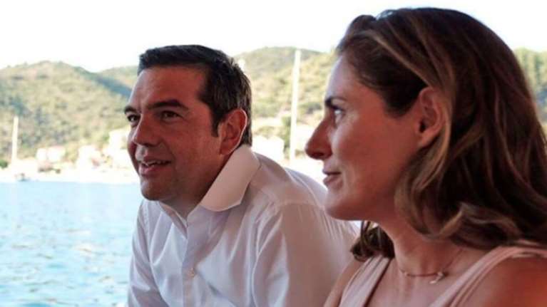 Η φωτογραφία με την Μπέτυ που ανέβασε ο Τσίπρας στο Instagram