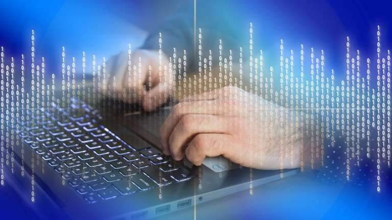 Συναγερμός στη Δίωξη Ηλεκτρονικού Εγκλήματος: Χακάρουν λογαριασμούς στα social media - Τι κάνουμε αν λάβουμε μήνυμα