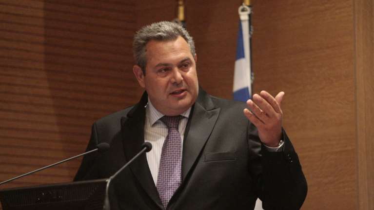 Καμμένος κατά πάντων: Νέο tweet με &quot;καρφιά&quot; κατά του Βούτση