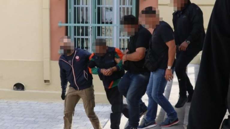 Δολοφονία Τζωρμπατζάκη: Ένταση &amp; αποδοκιμασίες για τον 60χρονο