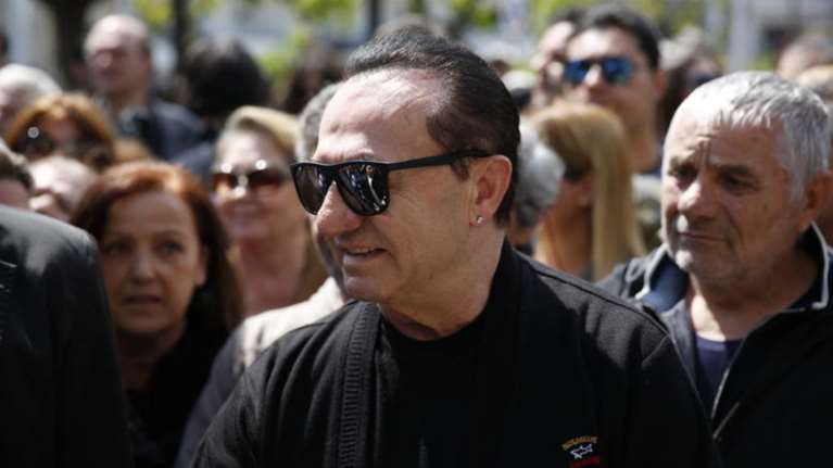 Ο «άπορος» με... καταθέσεις 2 εκατ. ευρώ που εξαπάτησε τον Λε Πα