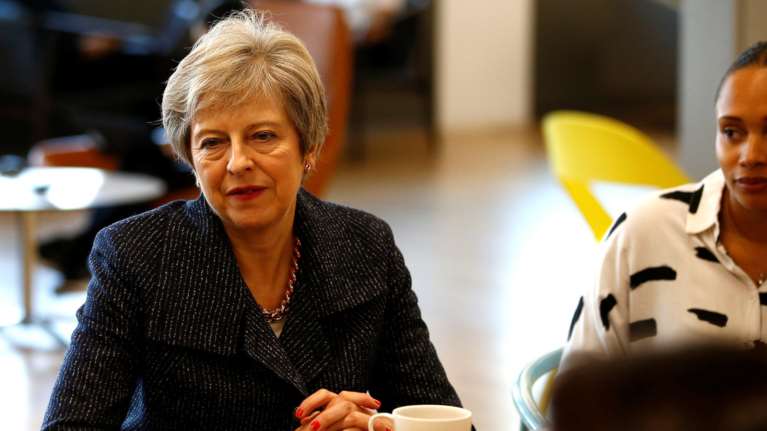 Διακοπή συνομιλιών για το Brexit- αντιμέτωπη με ανταρσία η Μέι