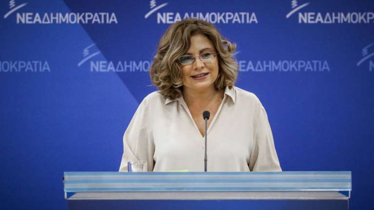 Βολές Σπυράκη σε Τσίπρα - Καμμένο για «εξουσιομανία»