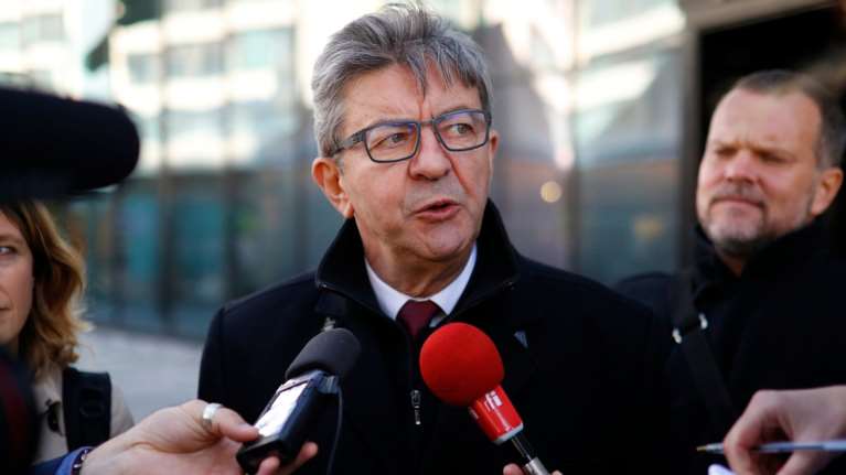 Γαλλία: Έρευνα στα γραφεία της Αριστεράς &amp; στην οικία Μελανσόν