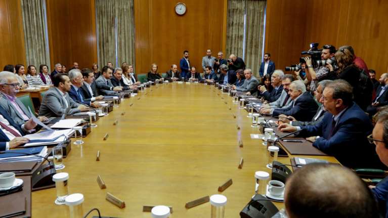 Η δυσφορία Κοτζιά και η «Λερναία Ύδρα» του Αλέξη Τσίπρα