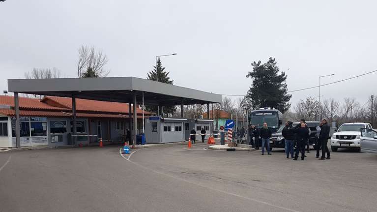 Έλεγχοι ΑΑΔΕ: Από όπλα μέχρι πίνακες ζωγραφικής στα τελωνεία