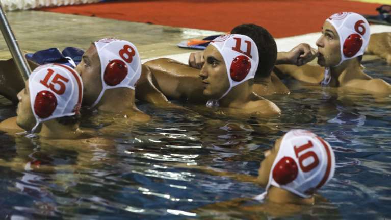 Ξεκίνημα με το... αριστερό για τον Ολυμπιακό