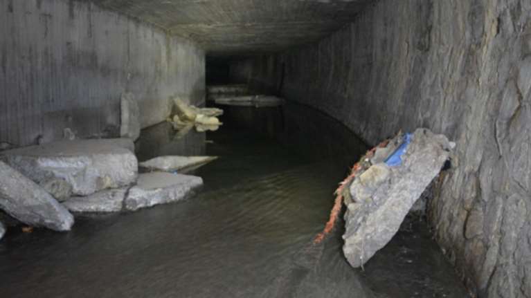 Επικίνδυνες διαβρώσεις στον Ιλισσό μετά από 60 χρόνια [φωτό]