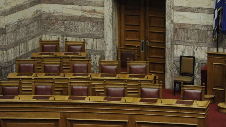 &quot;Ακατανόητη&quot; η παραίτηση Κοτζιά λένε τώρα στην κυβέρνηση