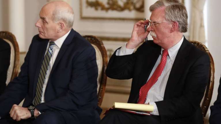 Σοβαρό φραστικό επεισόδιο ανάμεσα σε Κέλι και Μπόλτον στον Λευκό Οίκο