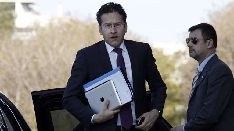 Ντάισελμπλουμ: Μια διάσωση της Ιταλίας θα κατέστρεφε τον ESM