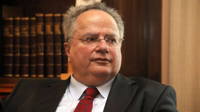 Κοτζιάς: Επεκτείνεται η αιγιαλίτιδα ζώνη στα 12 μίλια στα δυτικά