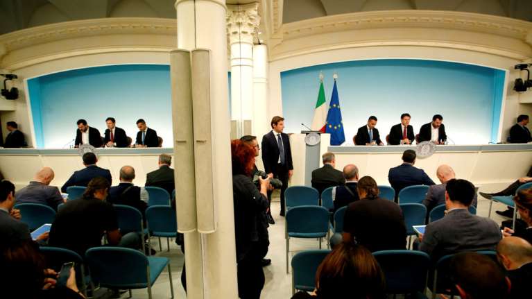 Ντι Μάιο: Δεν θα βγούμε από το ευρώ, θέλουμε να αλλάξουμε τους κανόνες