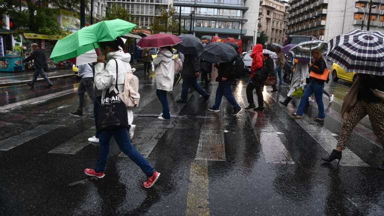 Βροχές και πτώση της θερμοκρασίας