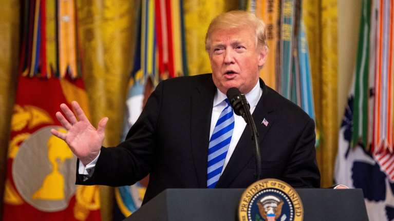 Τραμπ: Τα ύποπτα πακέτα μείωσαν την προεκλογική δυναμική των Ρεπουμπλικάνων