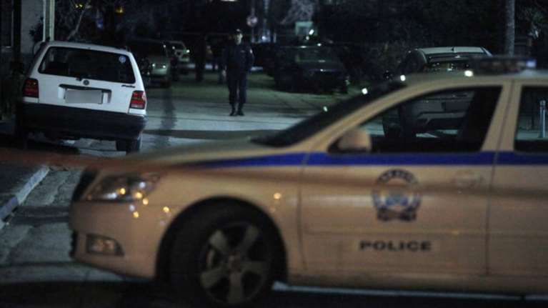 Μαφιόζικη επίθεση στον Πειραιά: Γάζωσαν άντρα στην Ακτή Κονδύλη