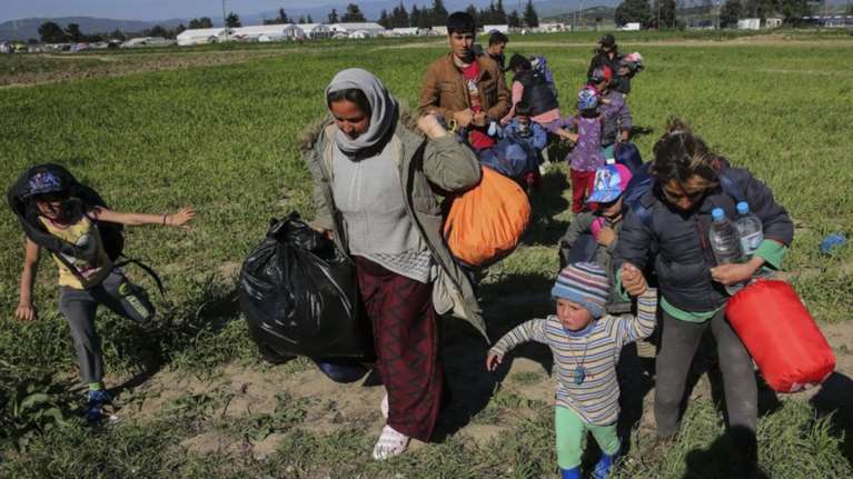 DW: Πρόσφυγες Γεζίντι φοβούνται το ISIS στην Ελλάδα