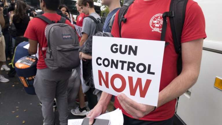 Φλόριντα: Ένοπλος άνοιξε πυρ μέσα σε σχολή γιόγκα-νεκροί και τραυματίες