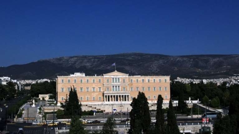 Τέσσερις πανεπιστημιακοί για τη συνταγματική αναθεώρηση