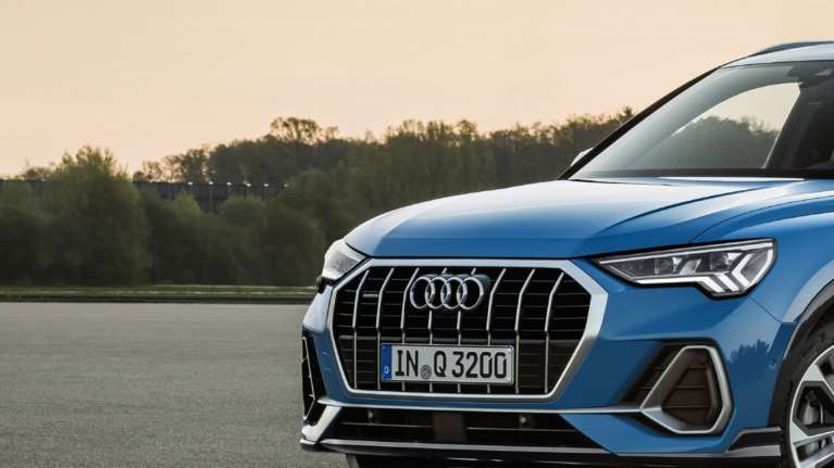Αυτές είναι οι τιμές που ανακοίνωσε η Audi για τα νέα Q3 και A1
